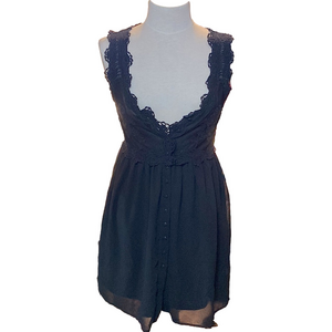 🌷 Pull&Bear 🌷 Rose Crochet Lace Embroidered  Sheer Button Up Babydoll Dress